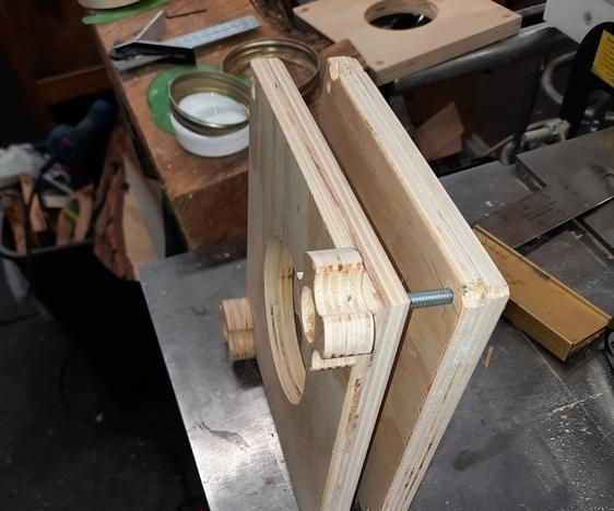 Router Jig:  Wood Jar Lid Covers AND Coasters