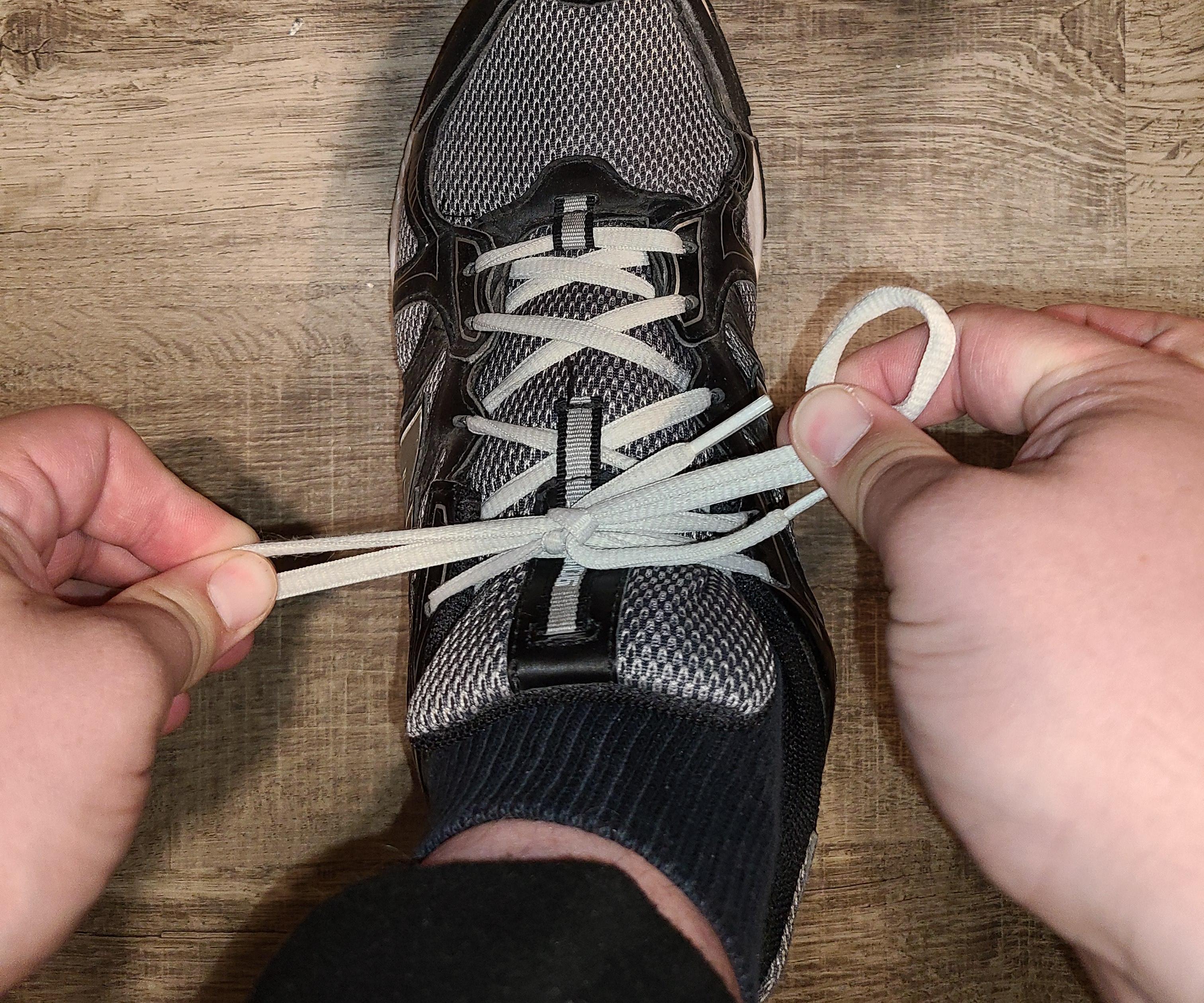 Loop-around-ShoeLaces