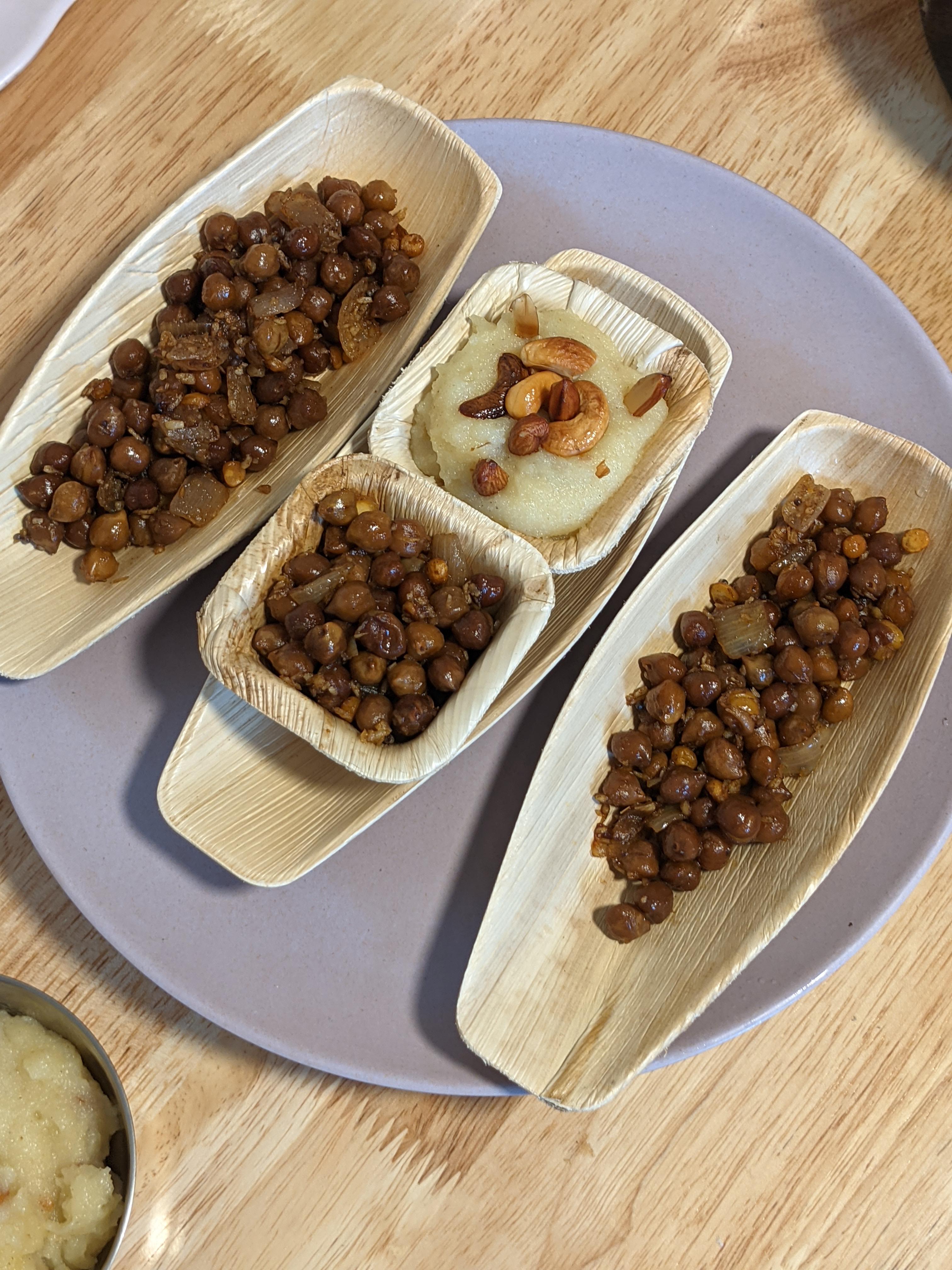 Semolina Sweet and Chick Pea Bowl ( Festivities Made Out of Semolina Flour and Boiled Chick Peas)