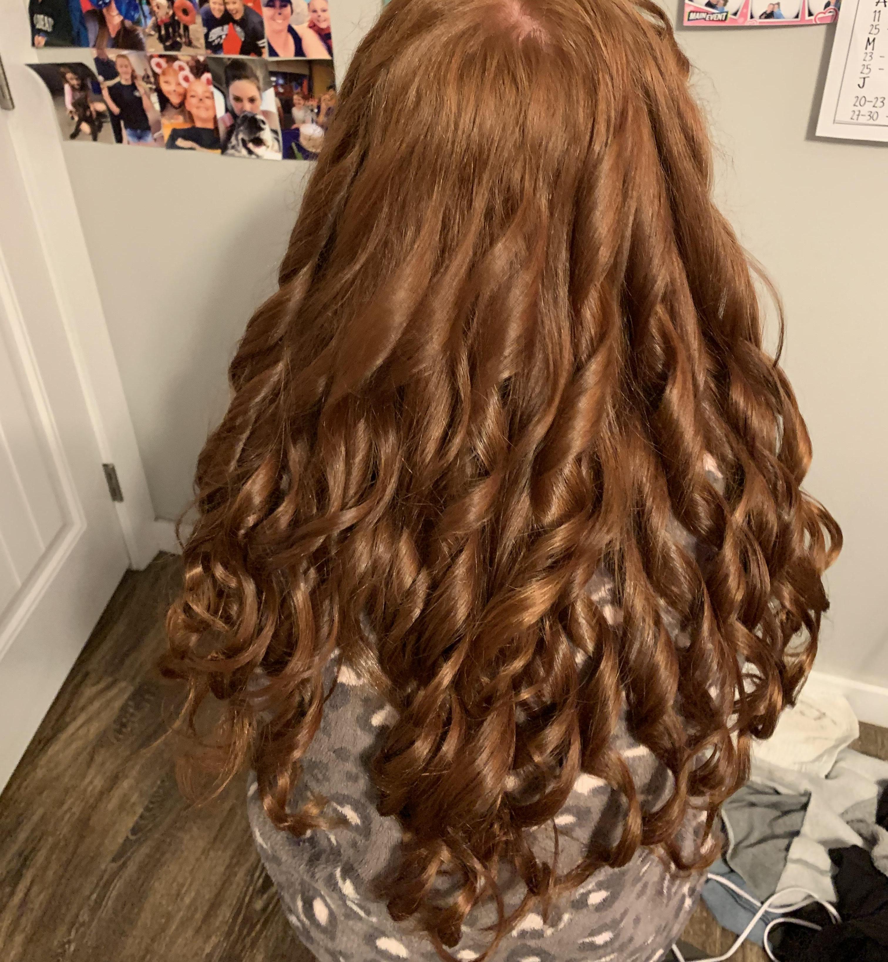 How to Curl Hair With a Beach Waver.