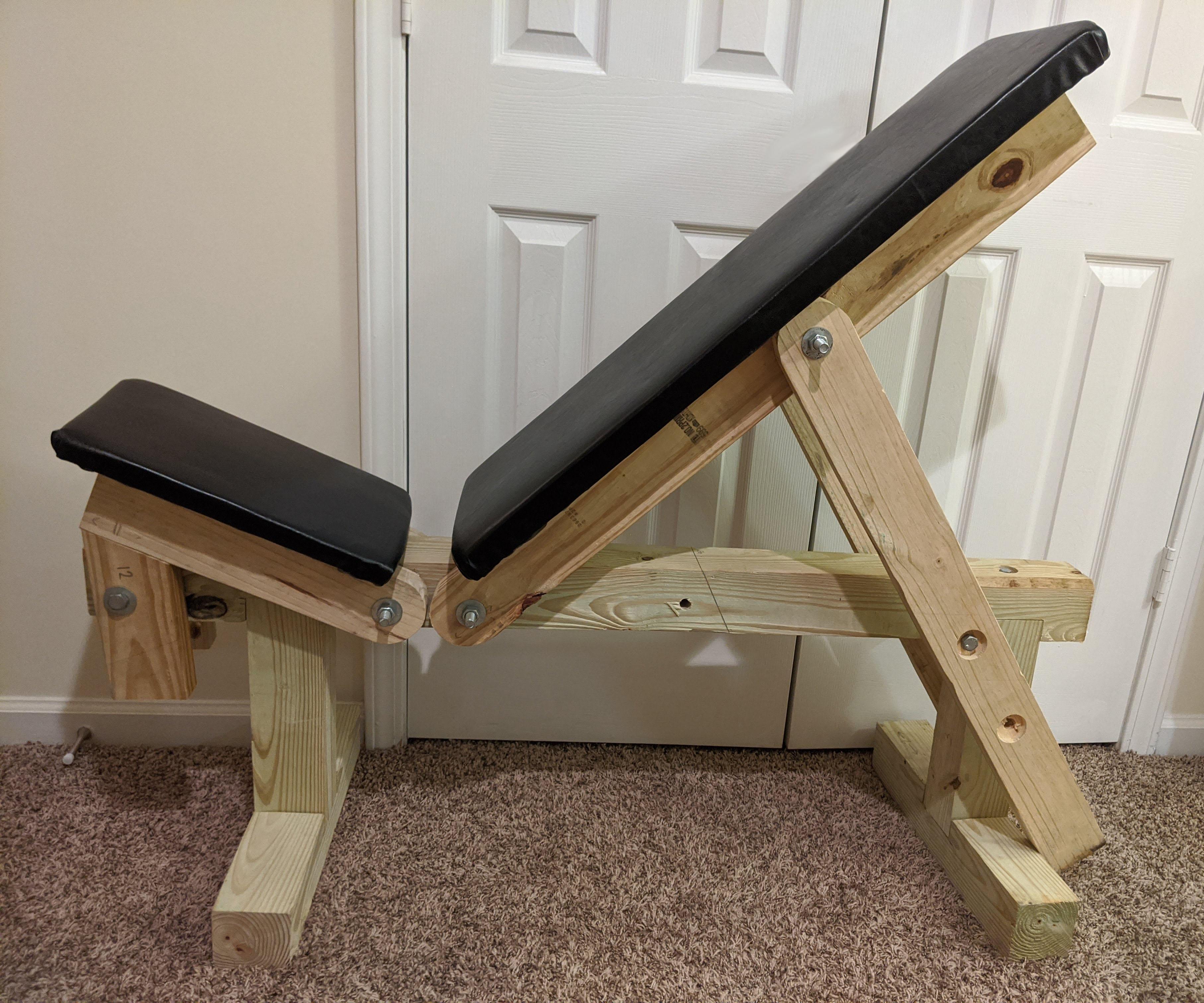 DIY Adjustable Wooden Weightlifting Bench