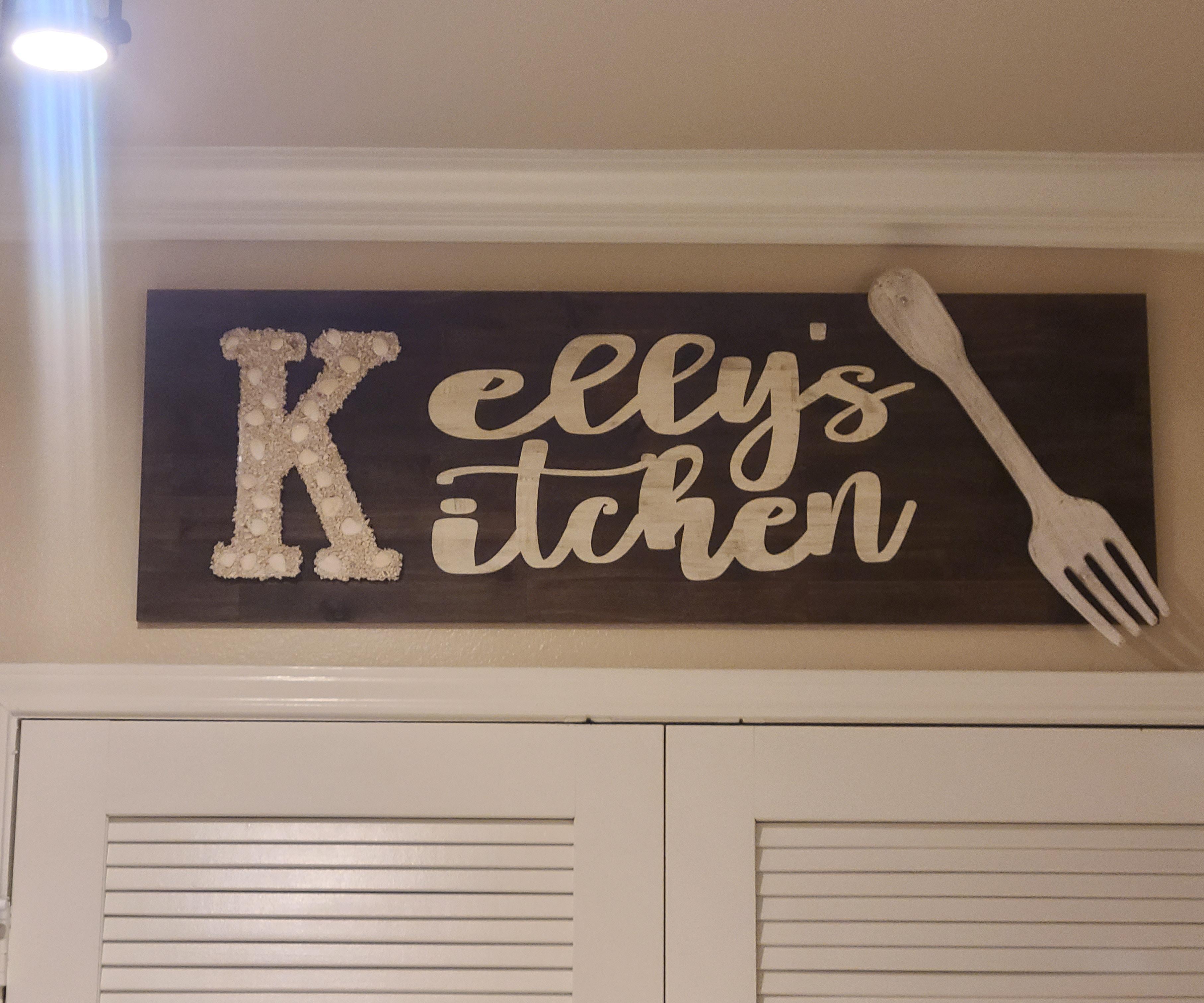 Kelly's DIY Signs