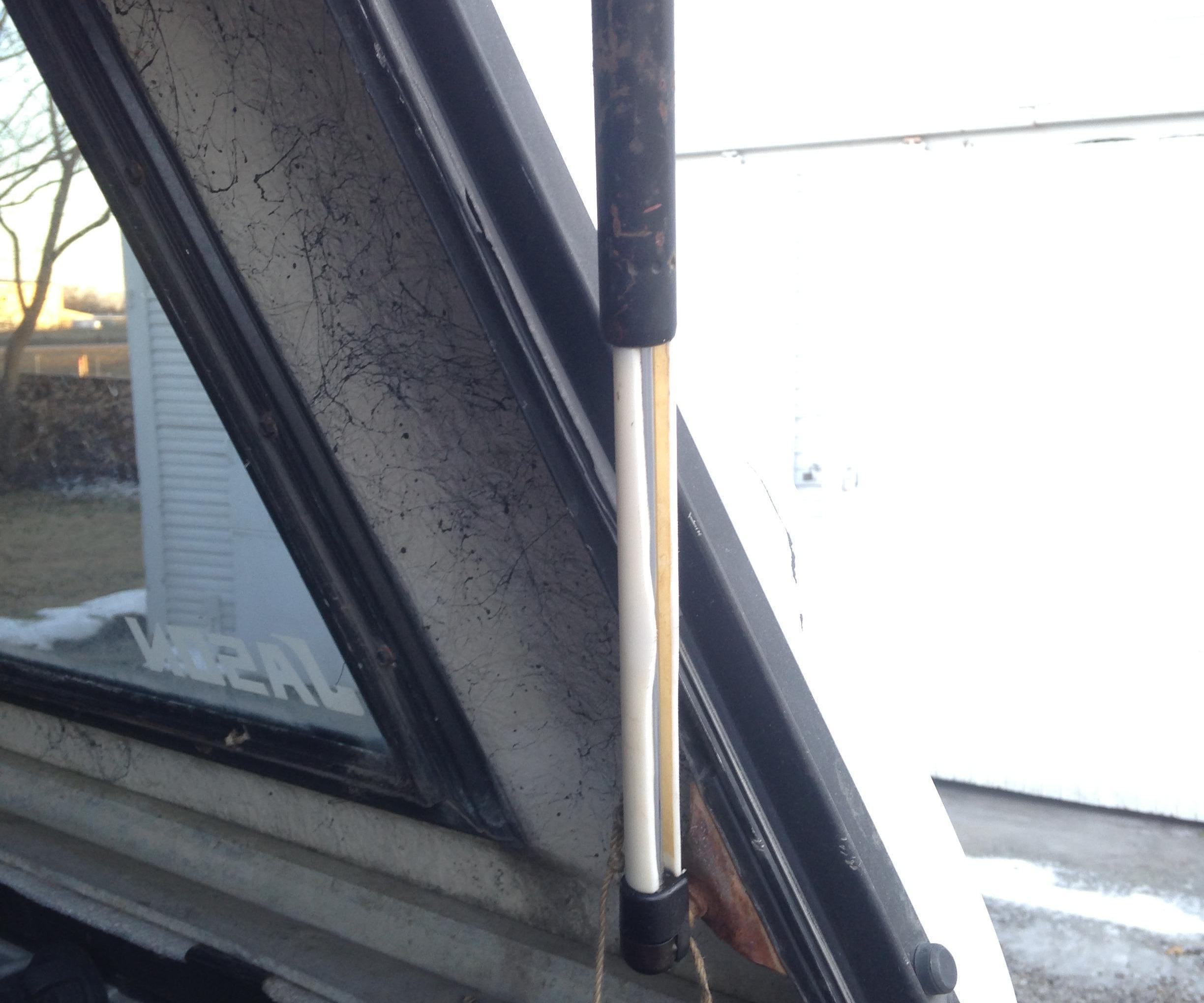 Stop Hatch Gates Dropping