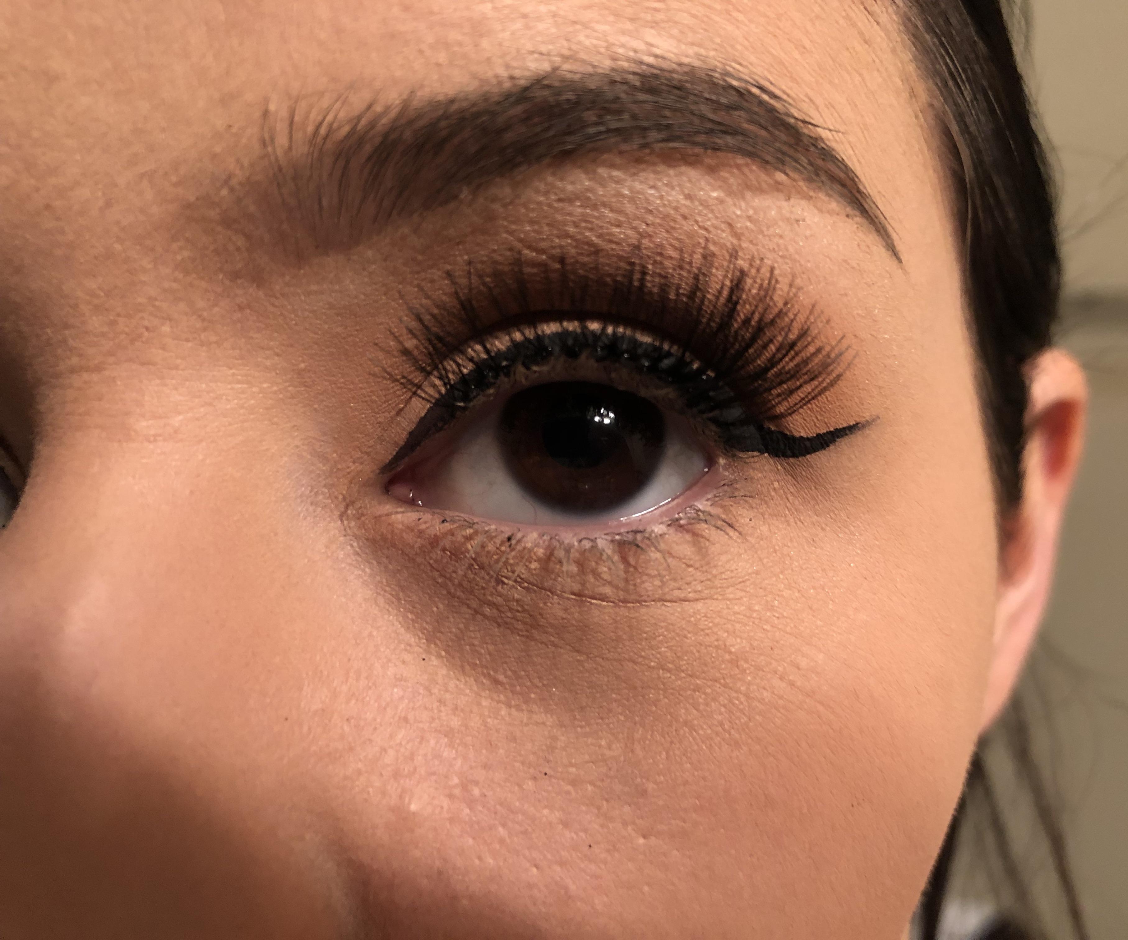 How to Apply TRIO False Lashes