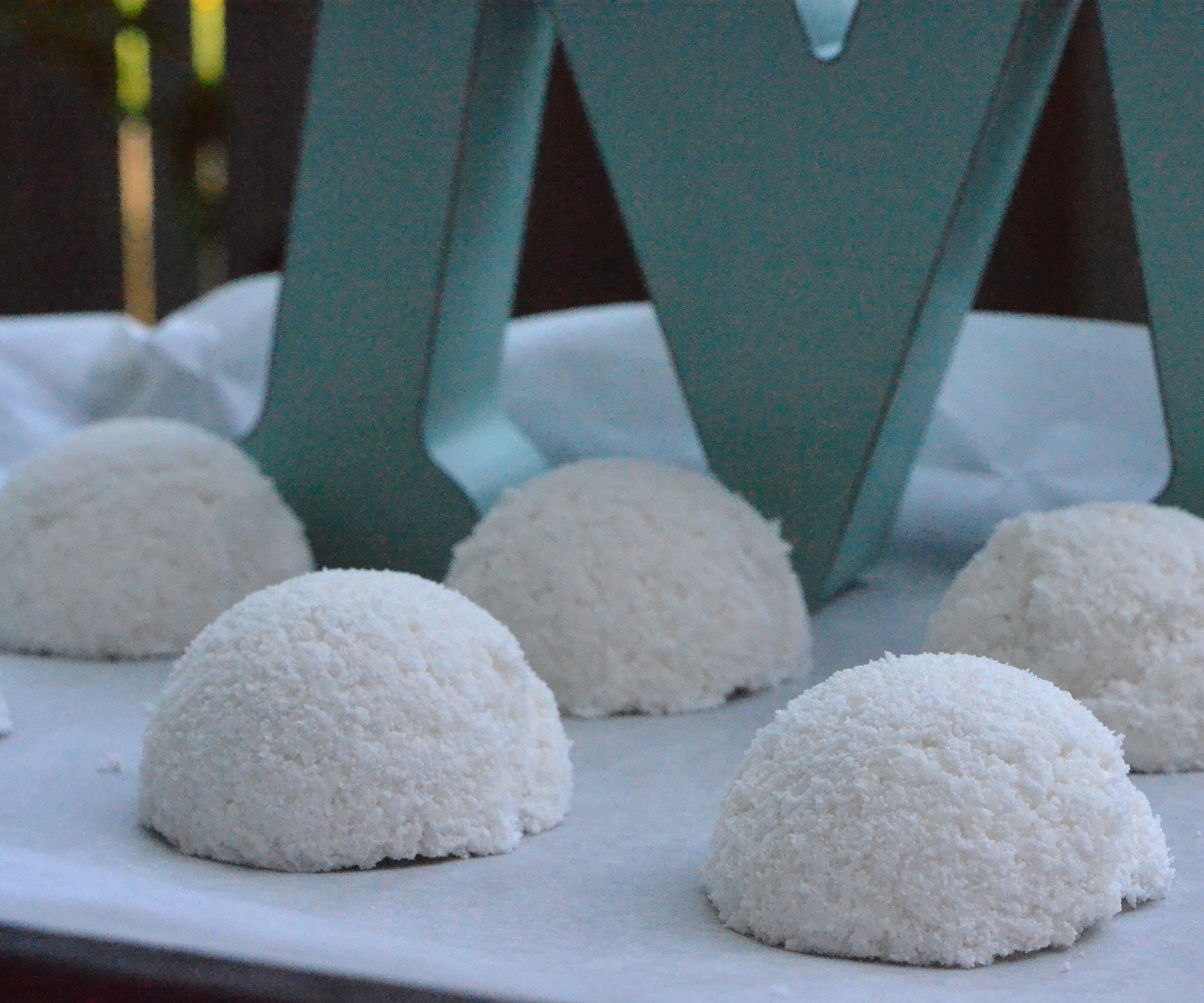 DIY Natural Laundry Bombs