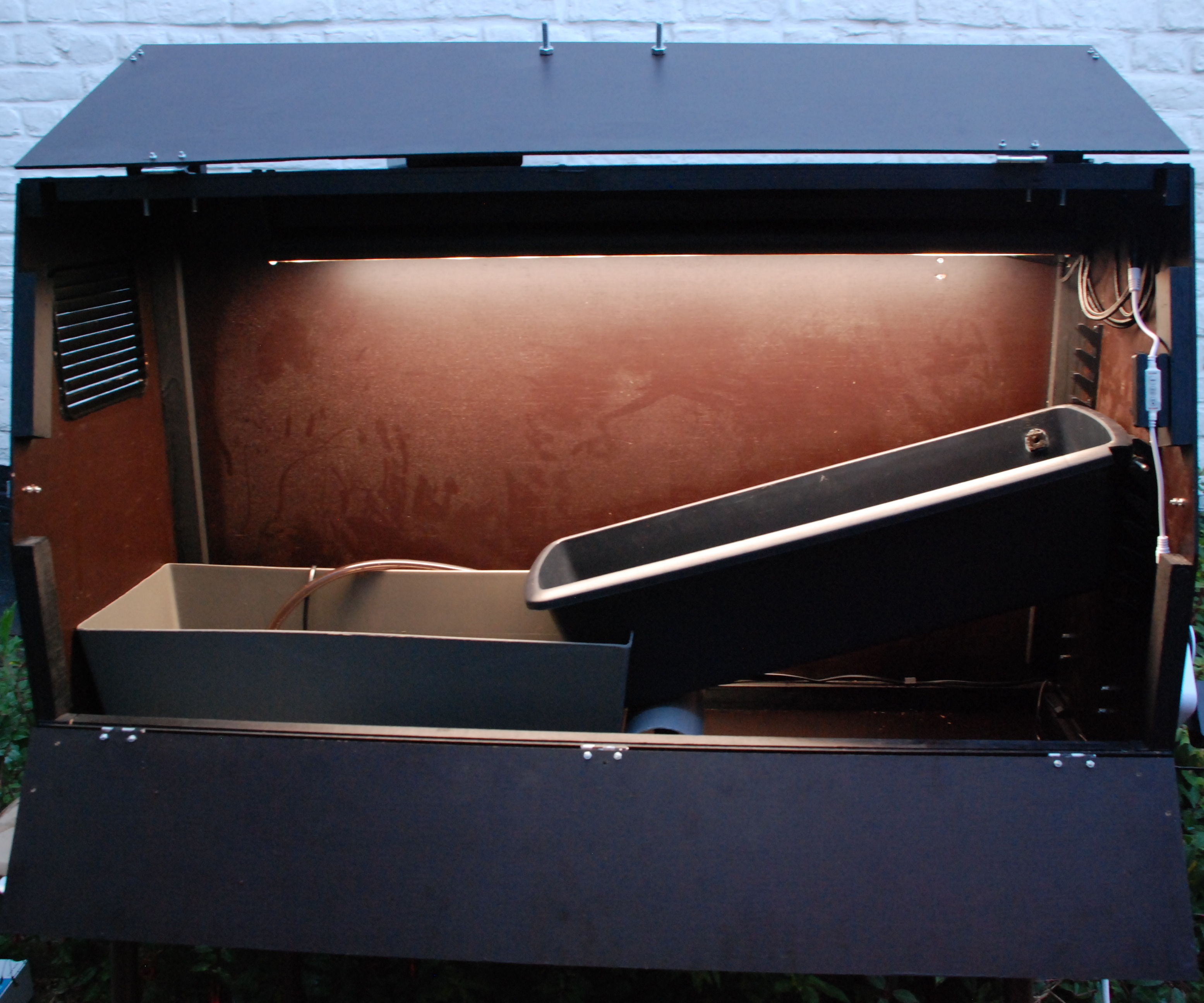 How to Make a Hydrophonic Testbench