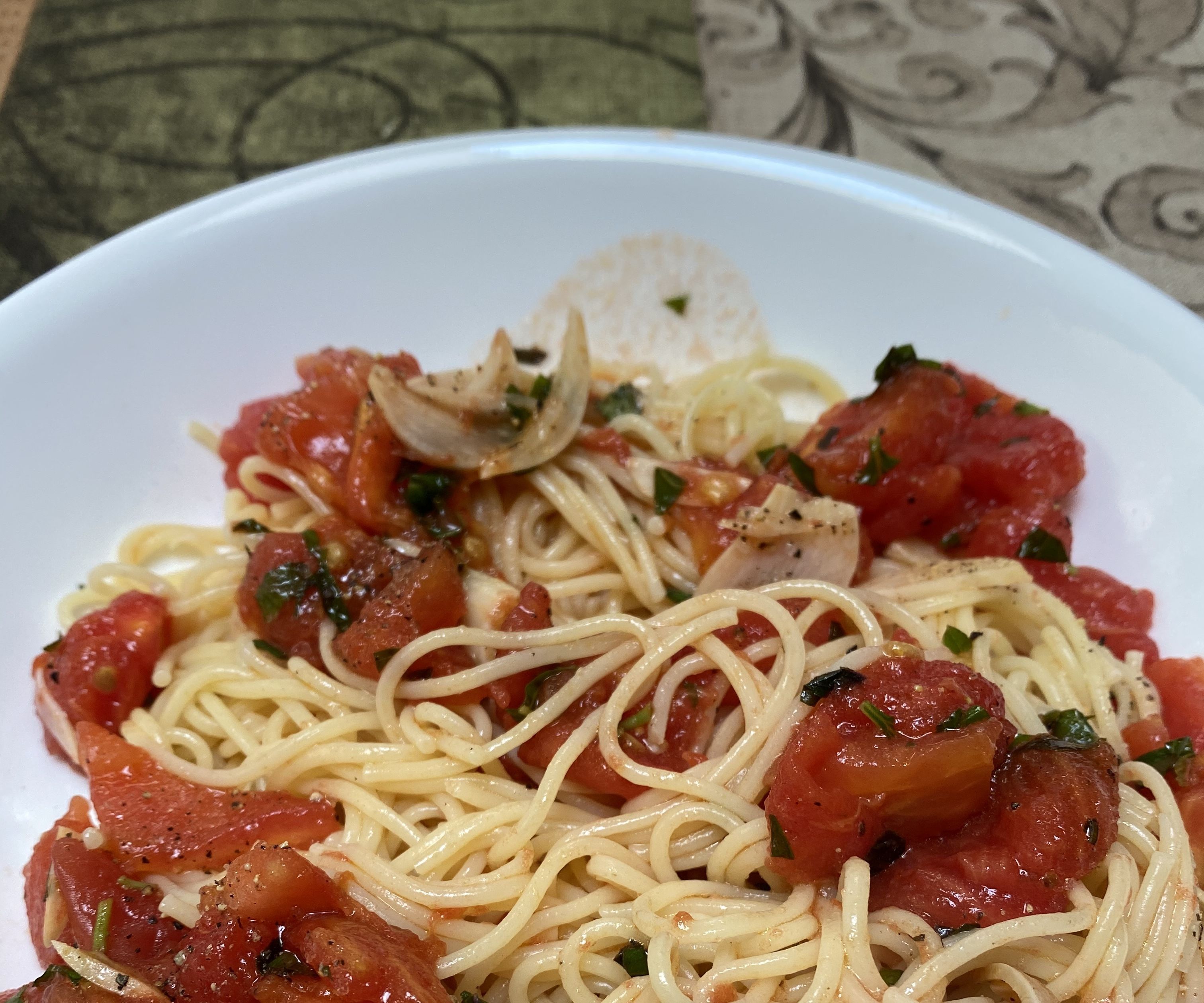 Freshest Summer Tomato Pasta