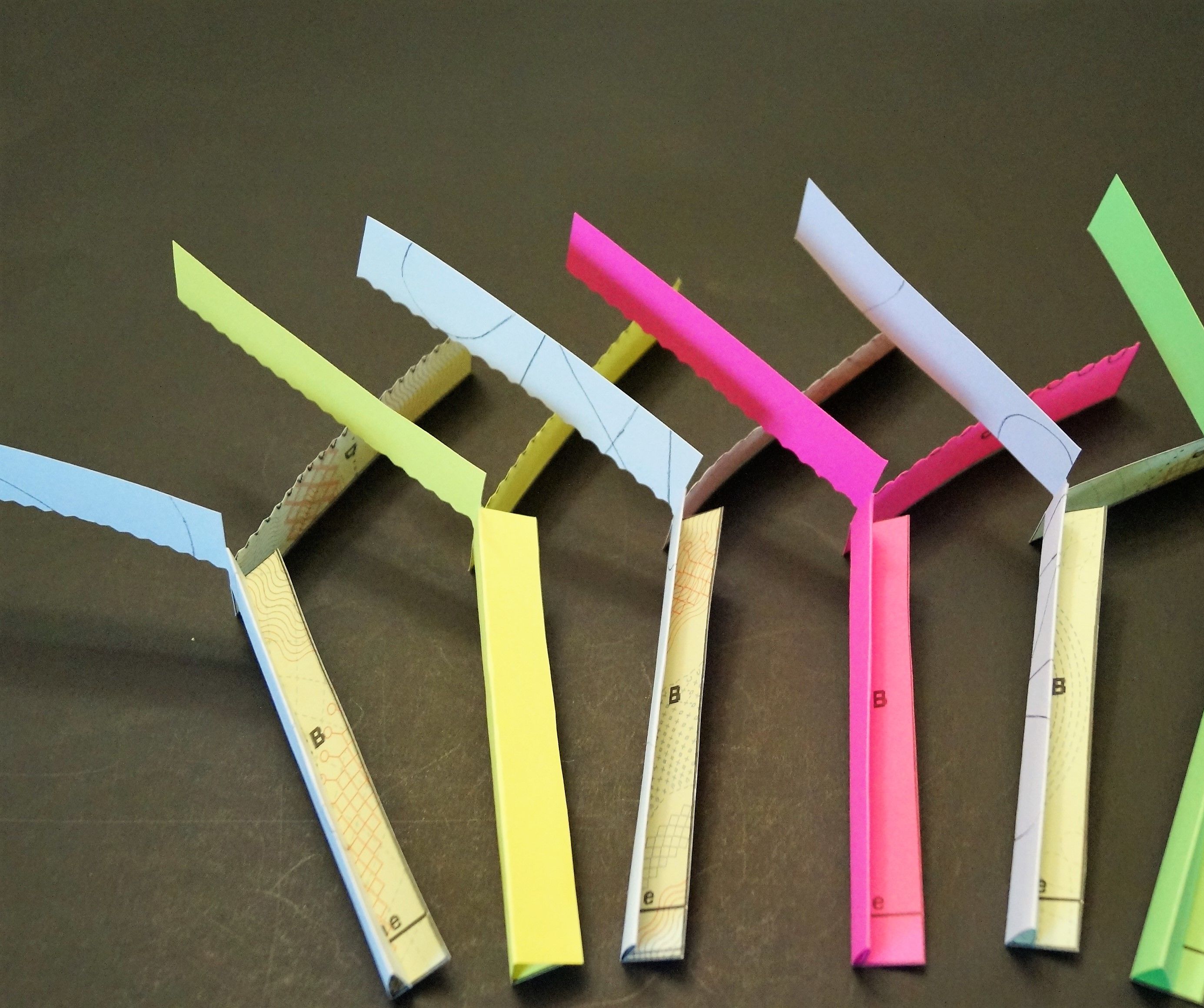 Whirly Birds - a Study in Hydrodynamics and Biomimetics