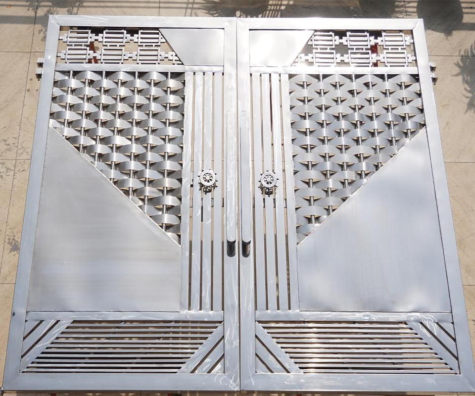 Stainless Steel Gate for Workshop