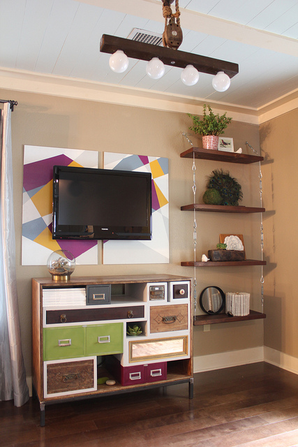 How to Make Suspended Shelves With Steel Cable and Turnbuckles