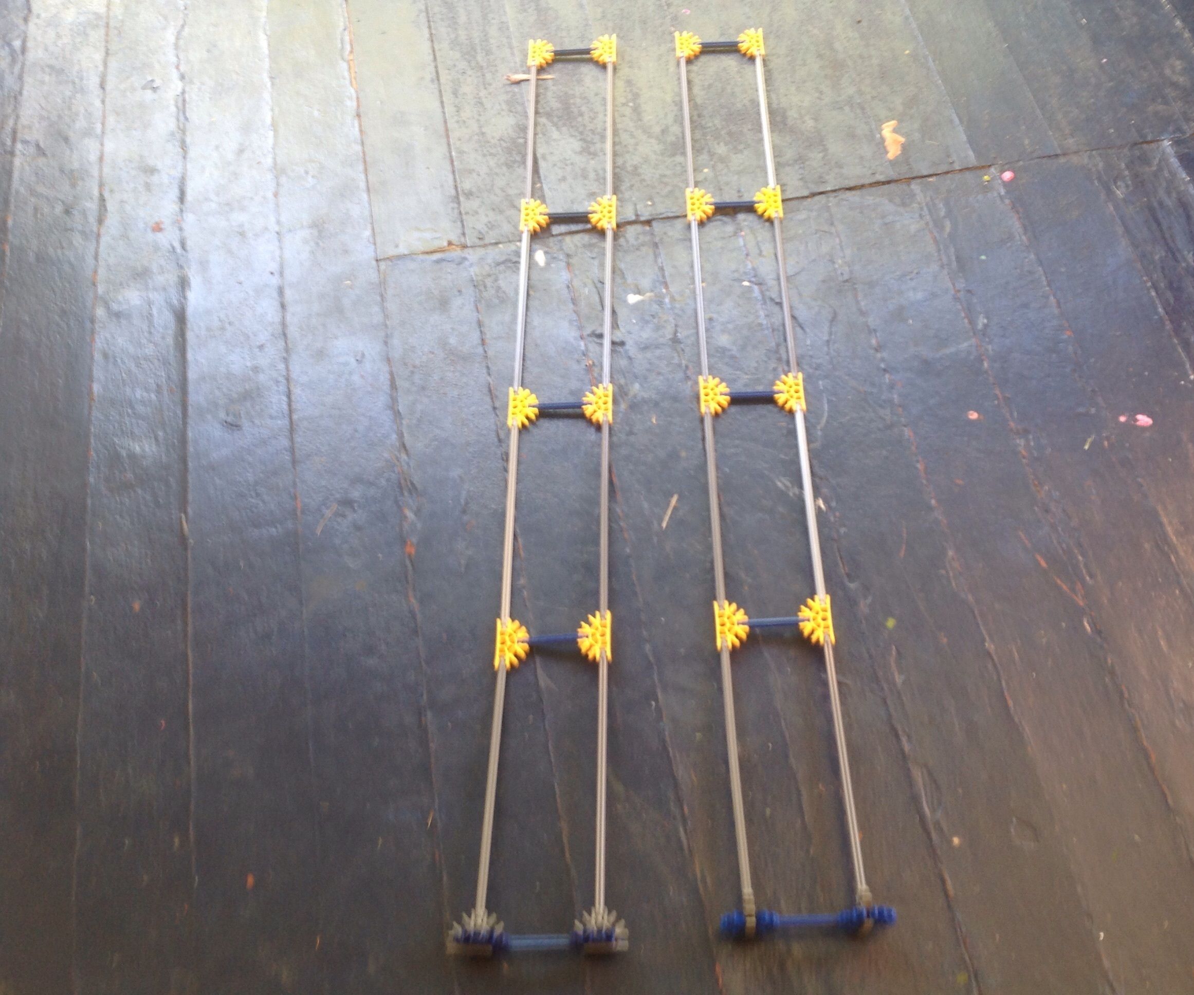 How to Make Knex Crutches