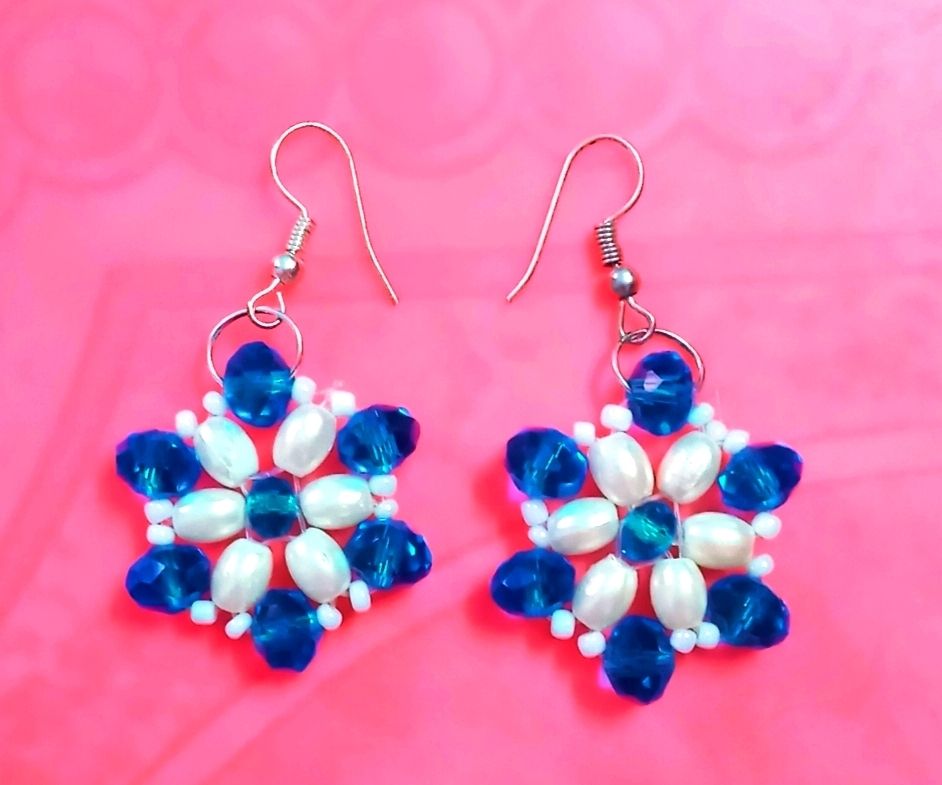 Snow Flake Bead Earring
