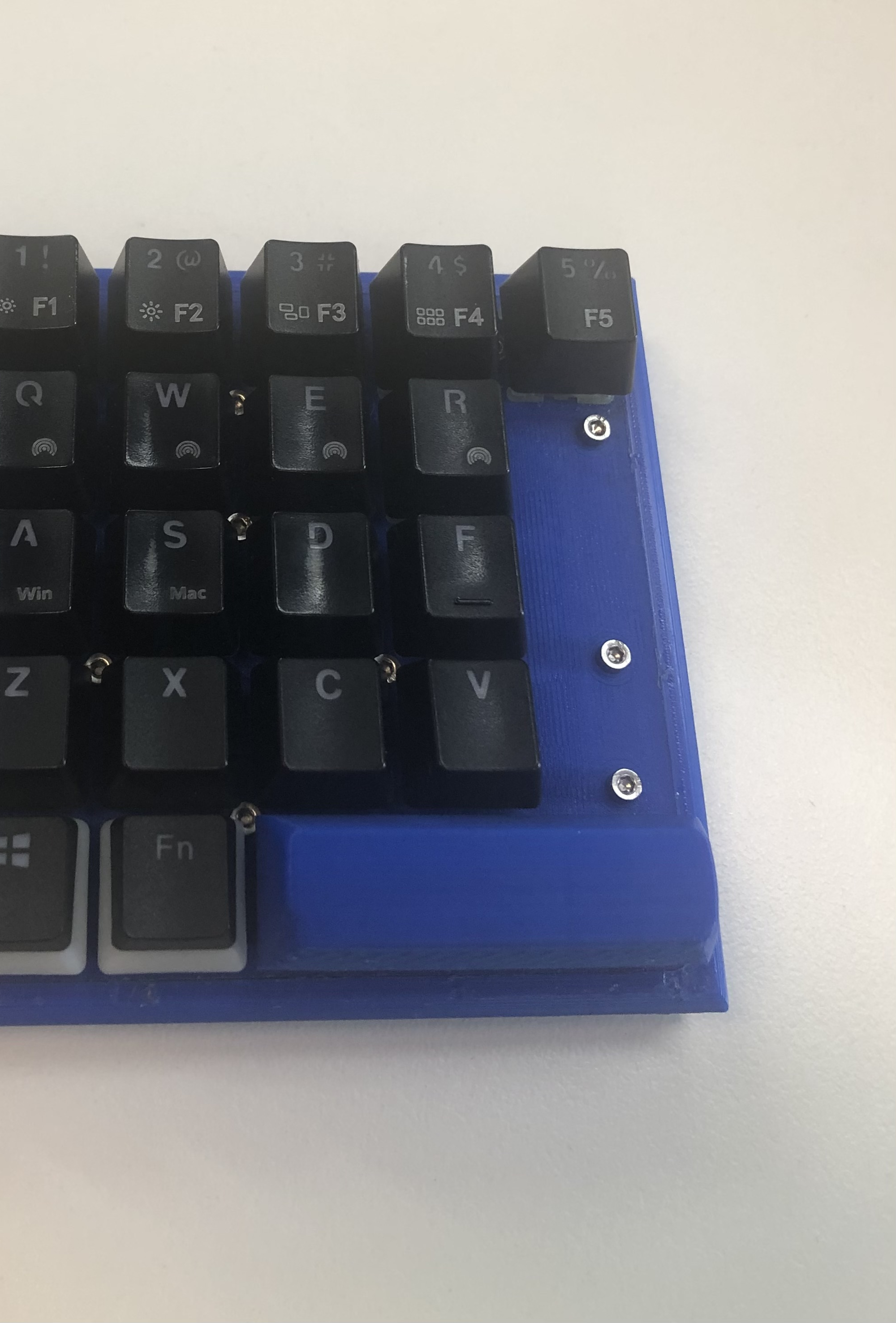 The Move-Mech Util. a Handwired Mechanical Keyboard for Fps Games.