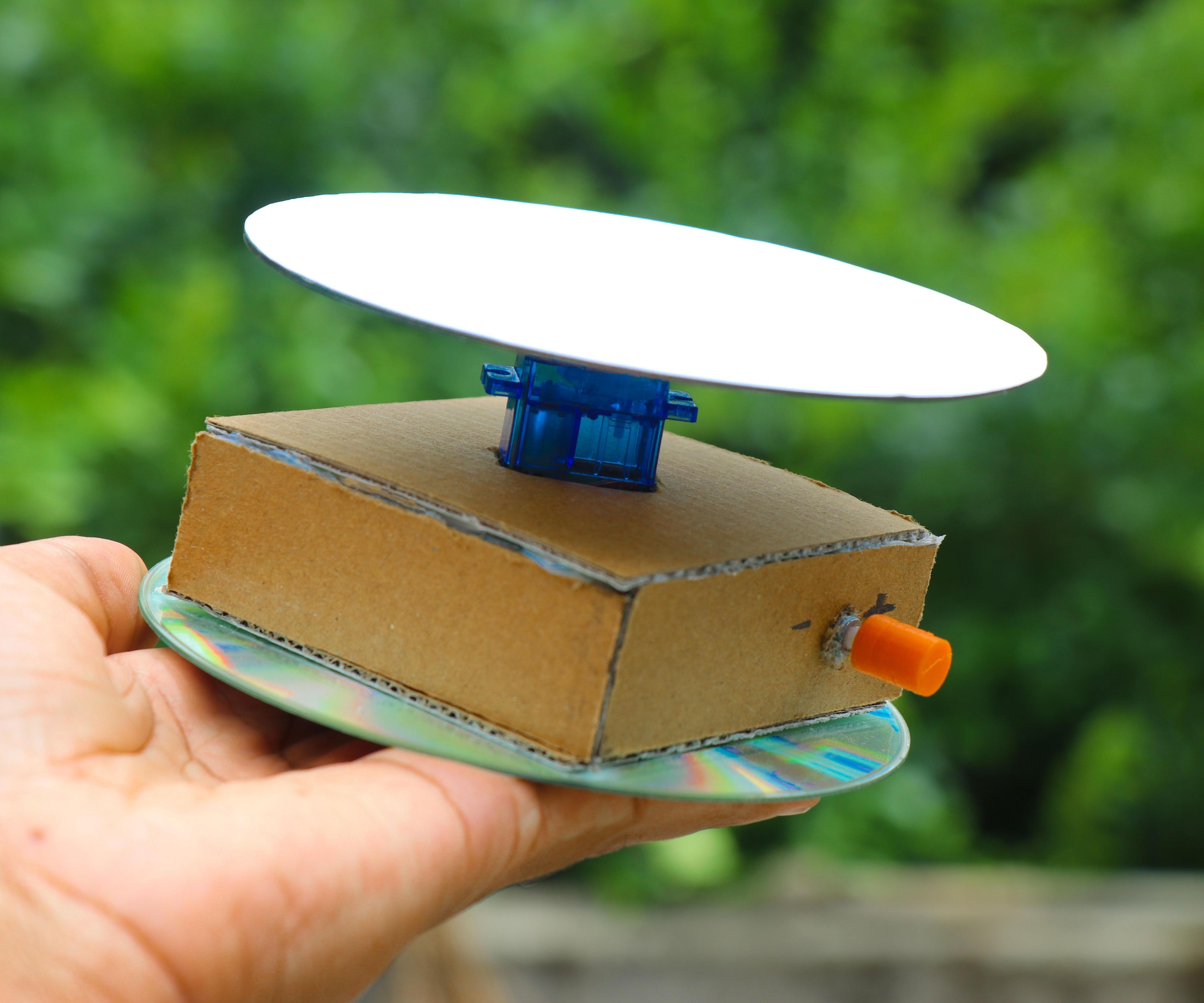 Build Your Own Pocket Turntable for Photography