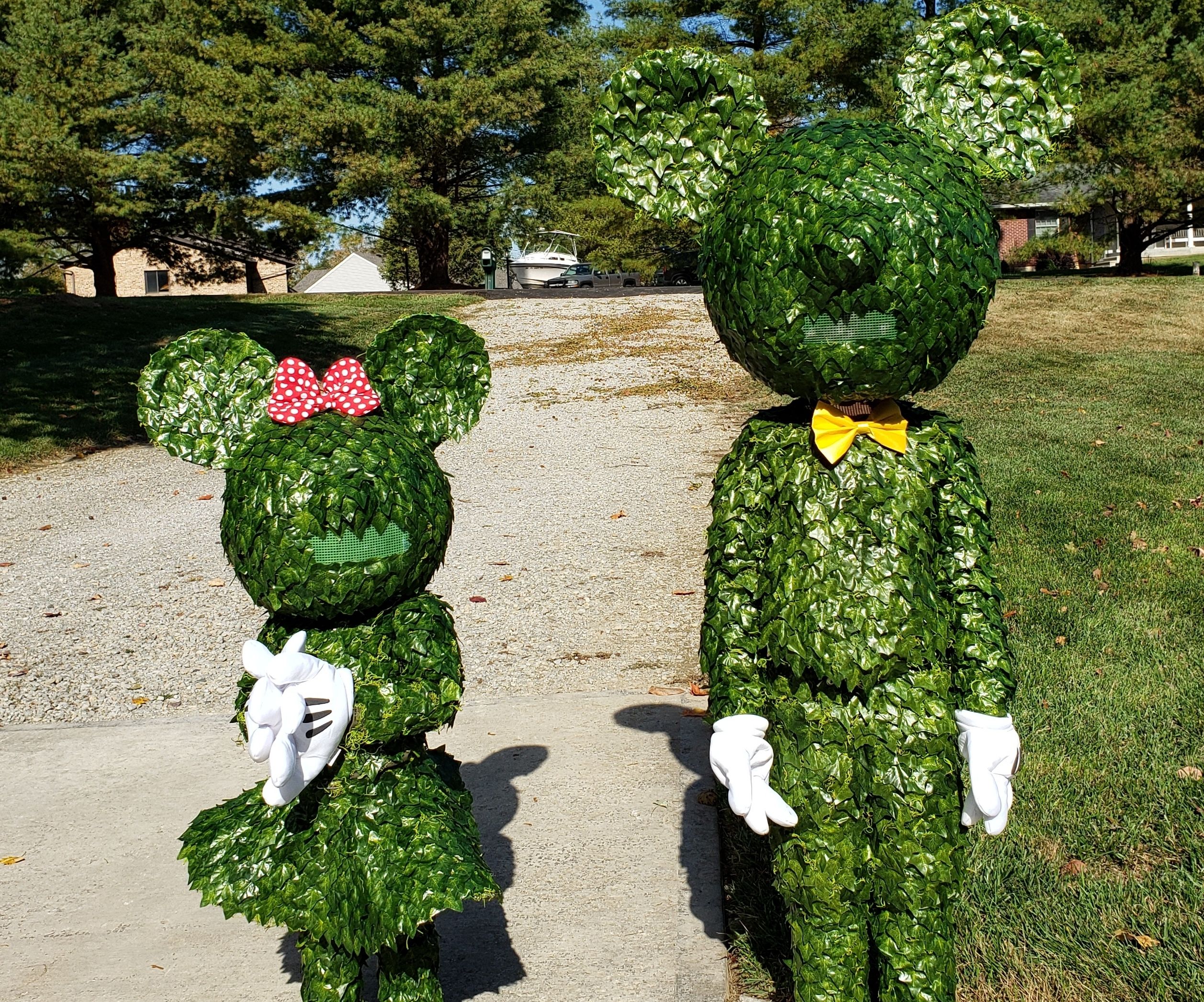 Mickey & Minnie Topiary
