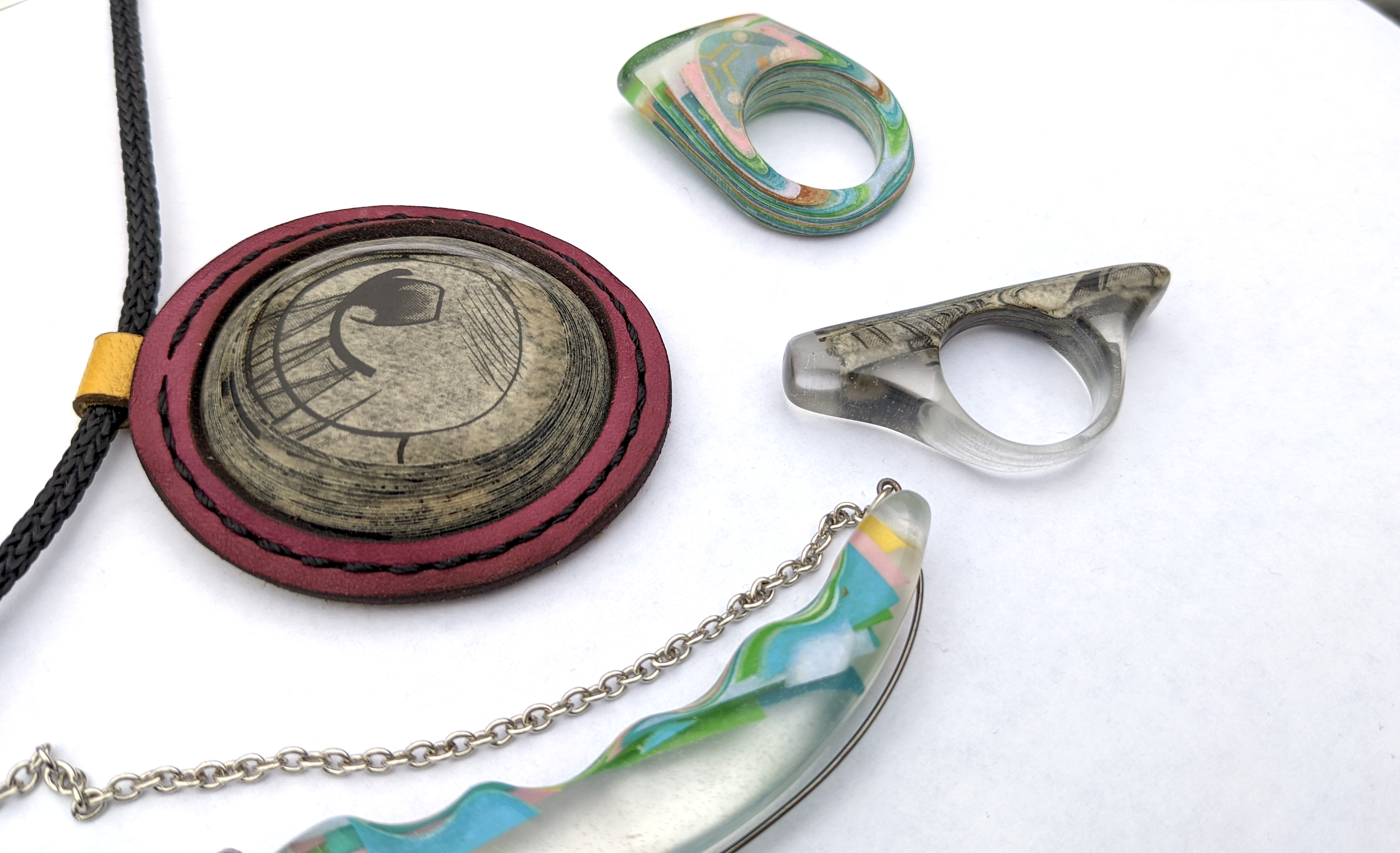 Faux Fordite Jewelry With Paper