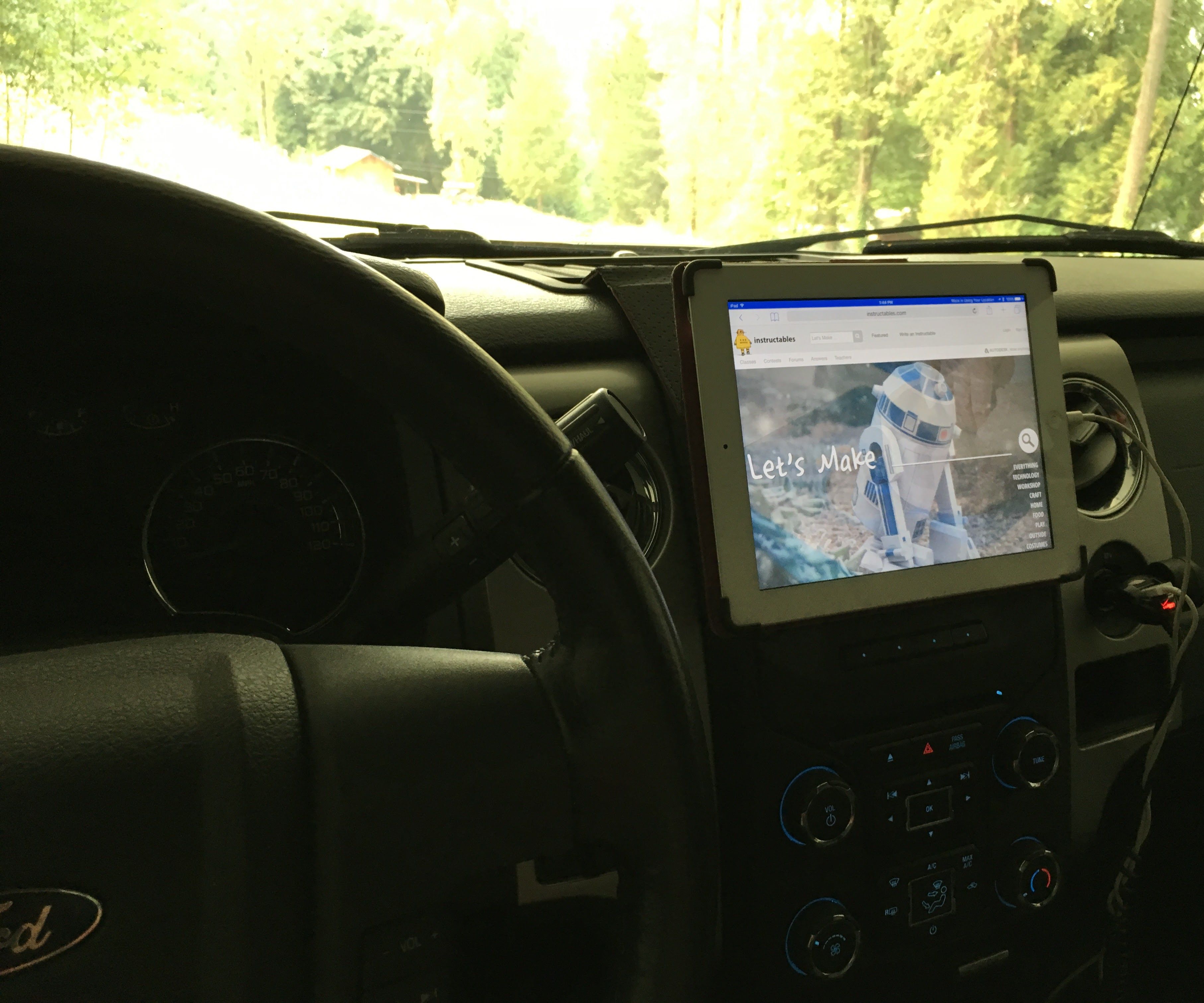 Repurpose Old IPad As a Hands-Free Car Assistant