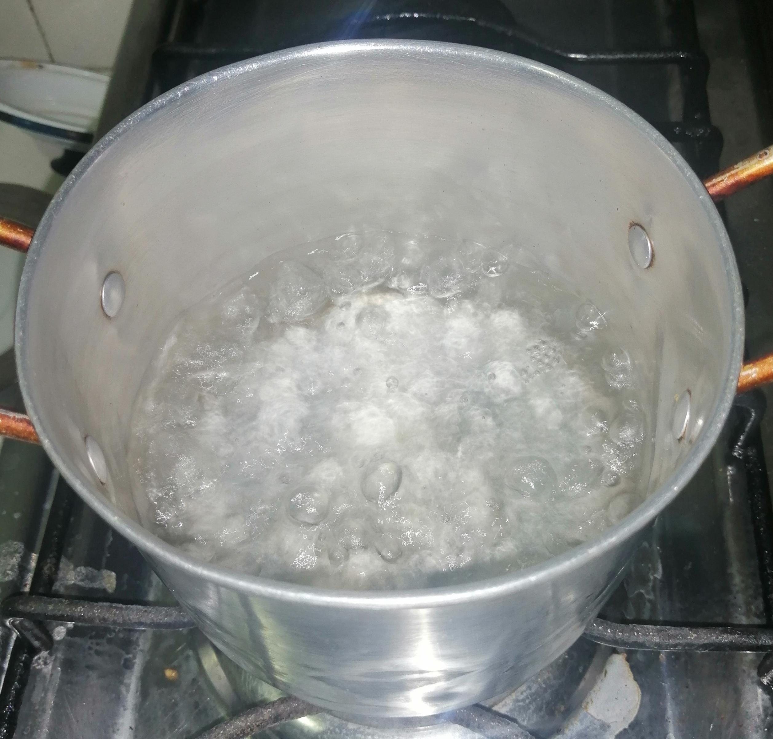 Salvando De Quemaduras Y Salpicaduras