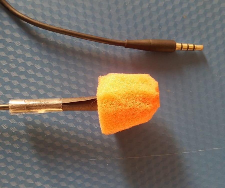 A Tiny DIY Microphone (That Actually Works!)