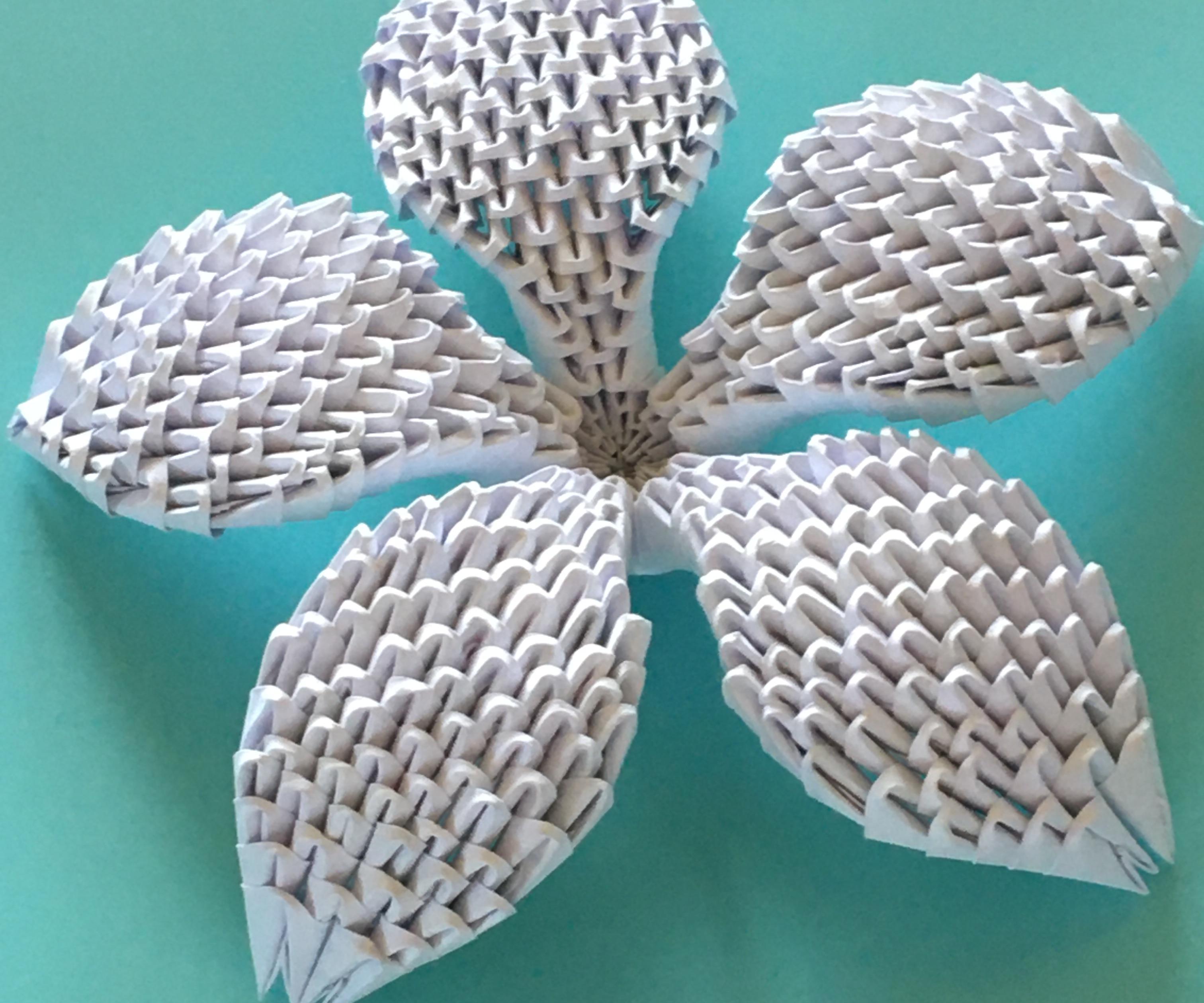 3D Origami Lily