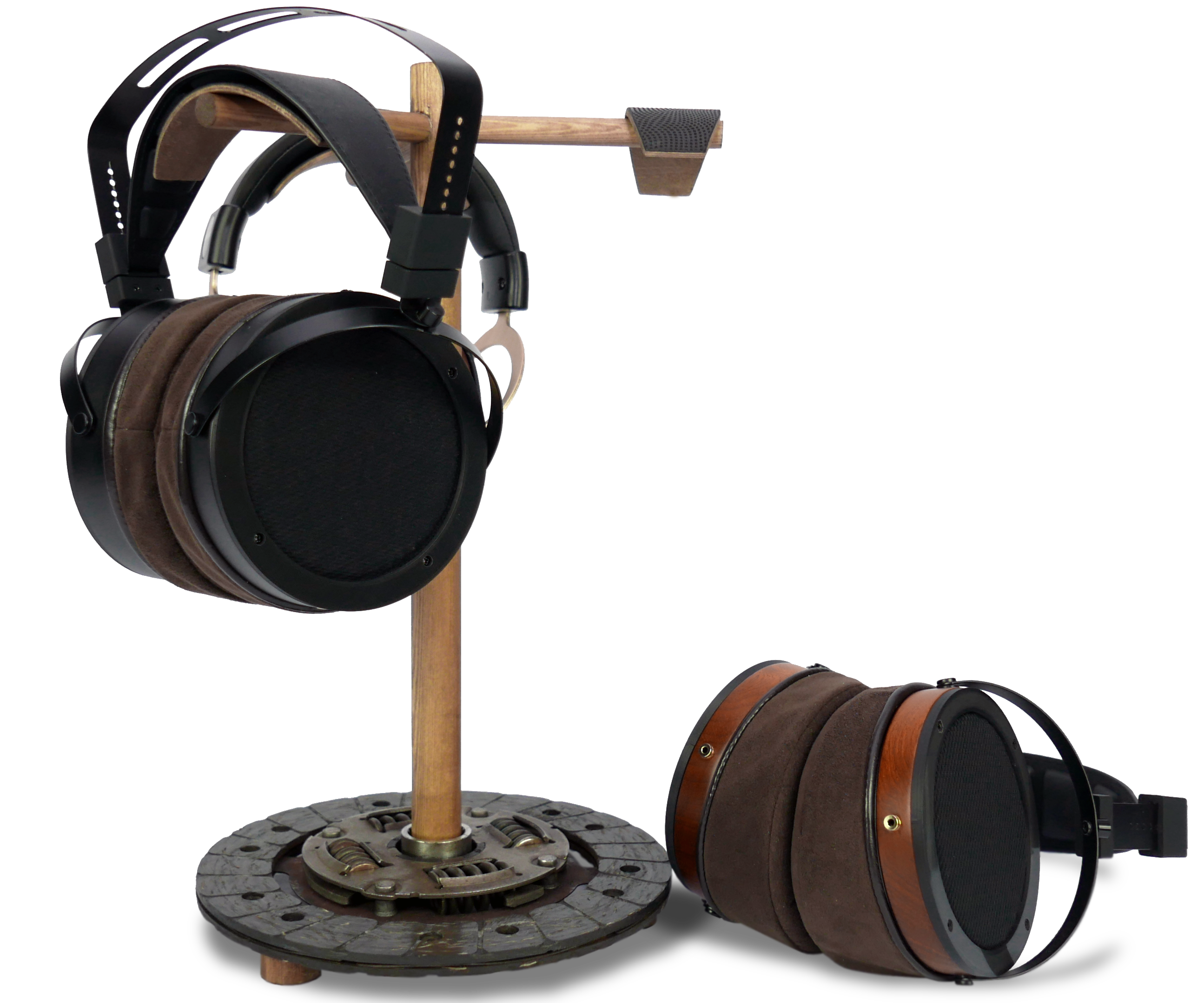 DIY Headphone Stand With a Clutch Plate Base