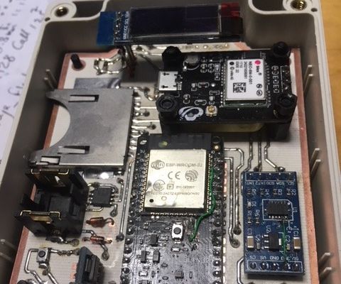 ESP32 ADXL345 DATALOGGER WITH GPS_EXT RAM_EXT_RTC