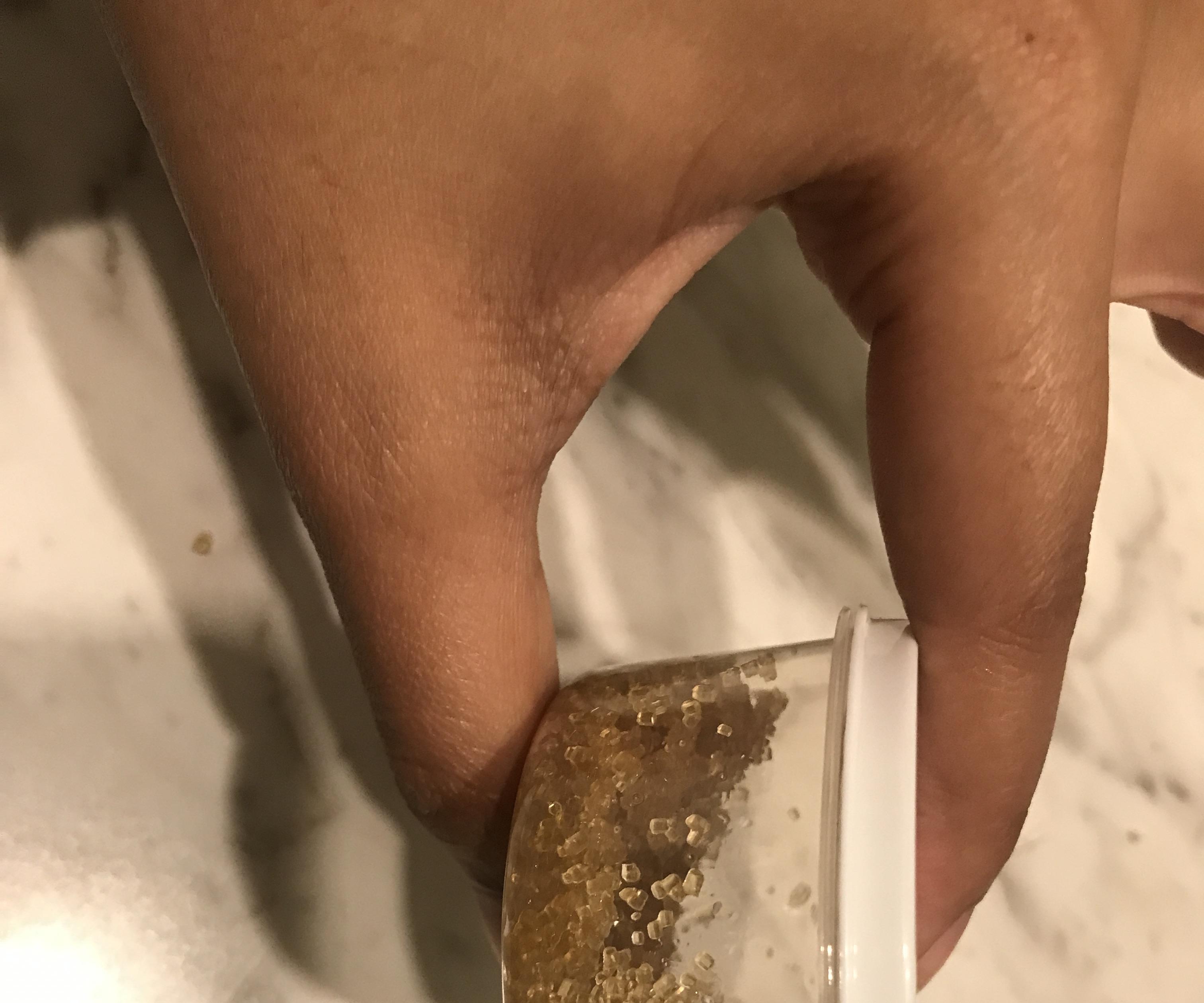 How to Make Sugar Body Scrub