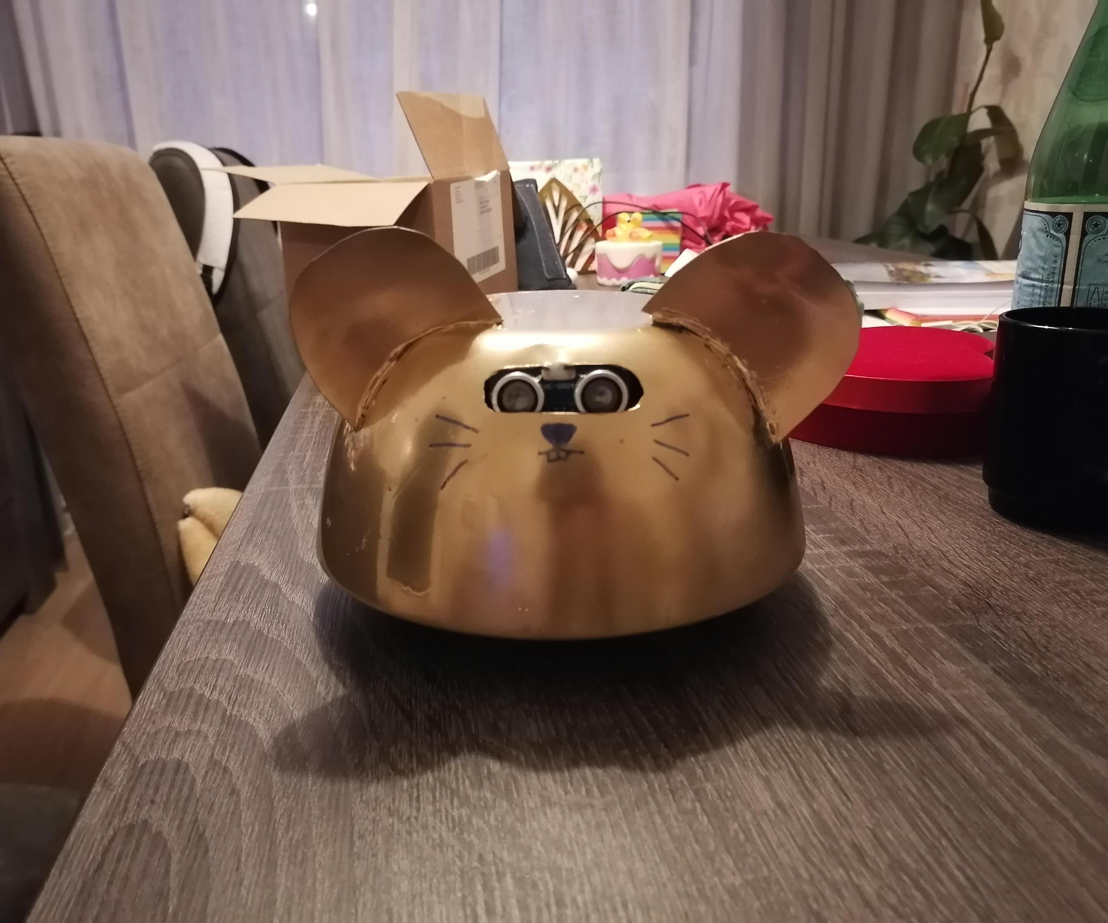 Making a Custom Cat Toy Using Arduino Uno and a Metal Bowl