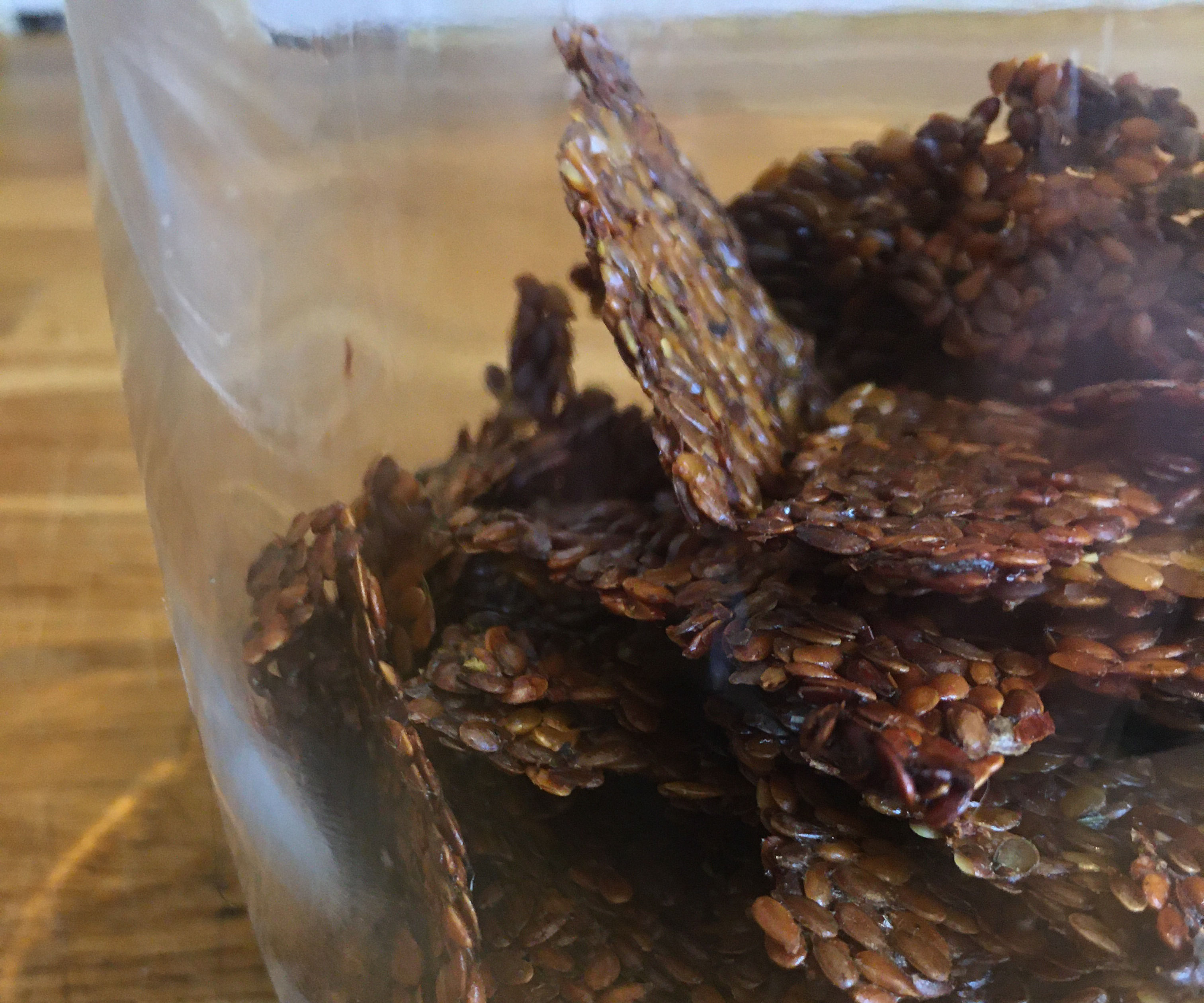 Flax Seed Crackers: Sun-dried Tomatoes and Pesto
