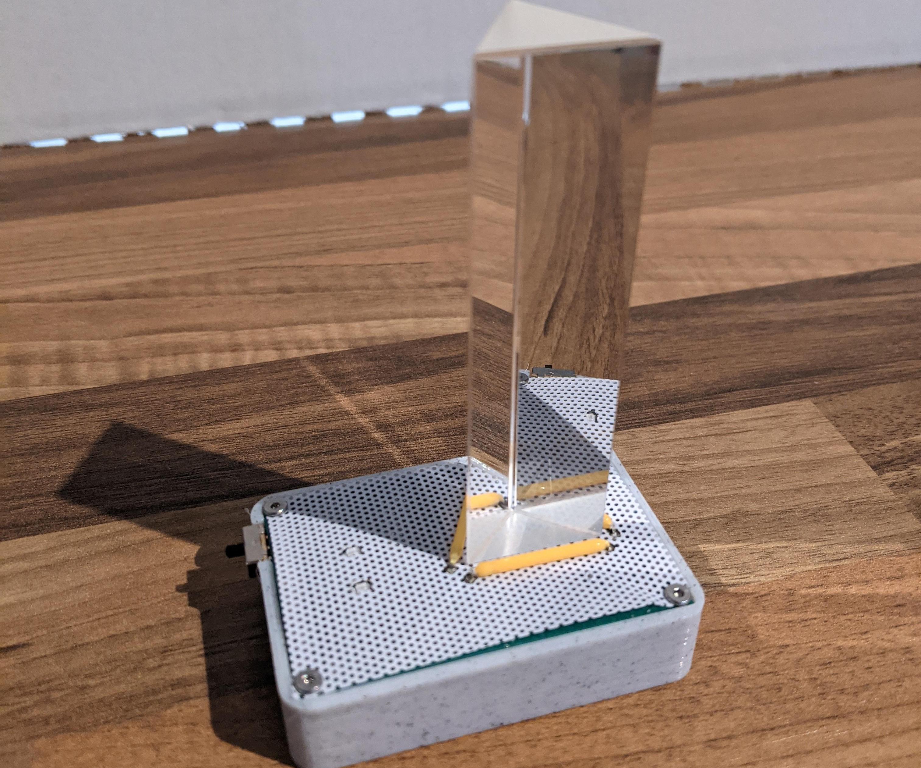 Wireless Prism Desk Lamp