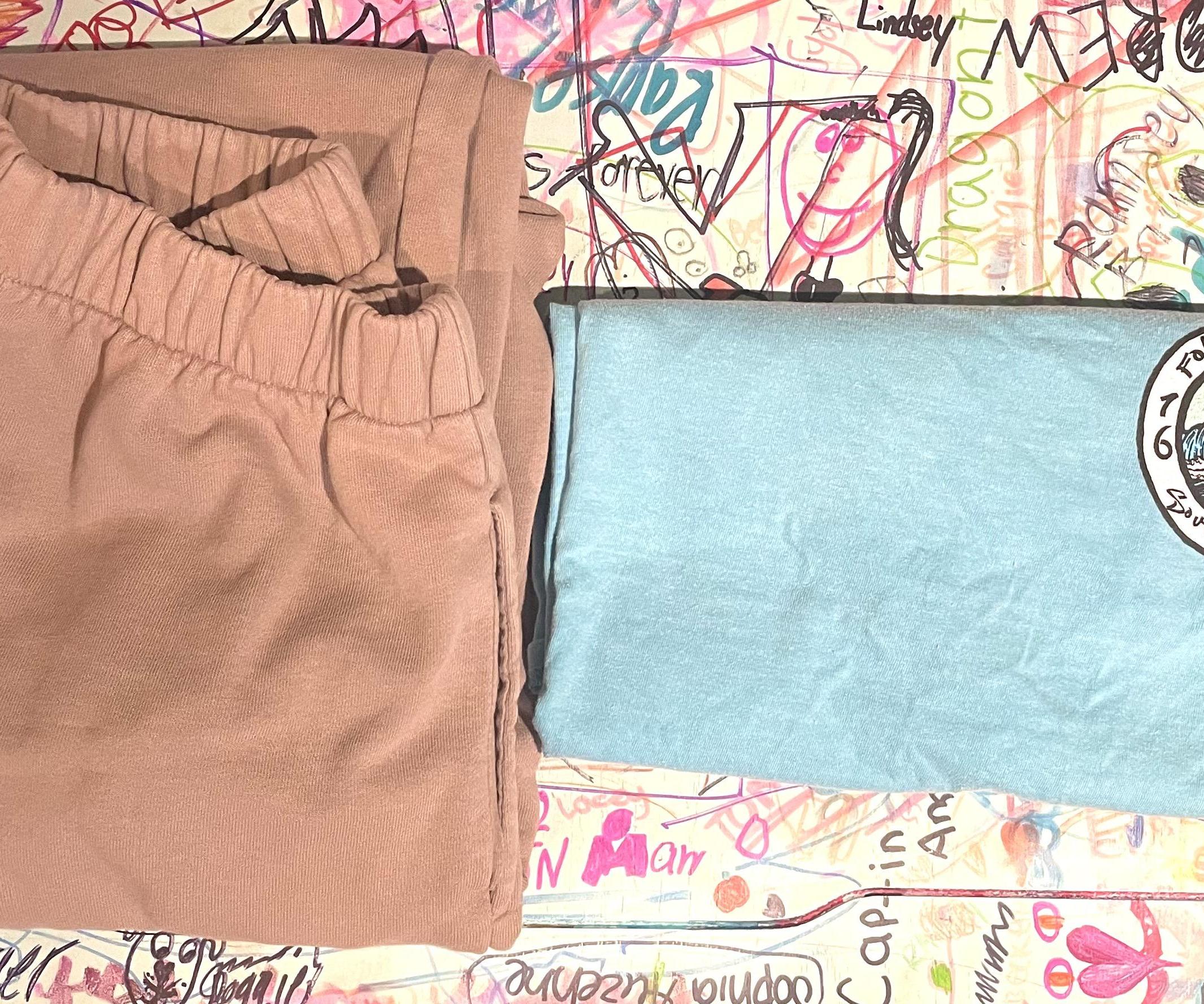 How-To Fold an Outfit 