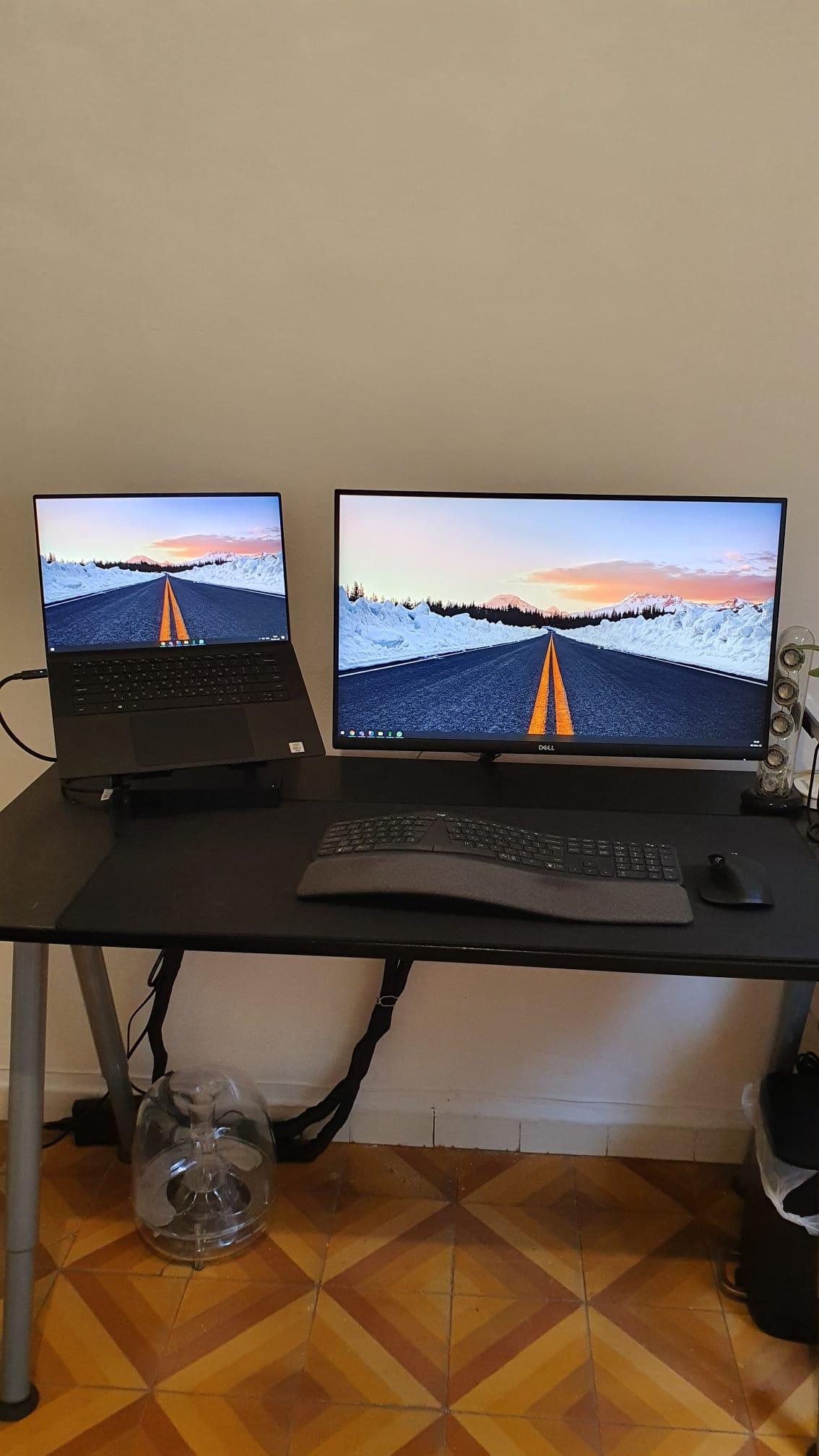 How to Set Up Your Desk