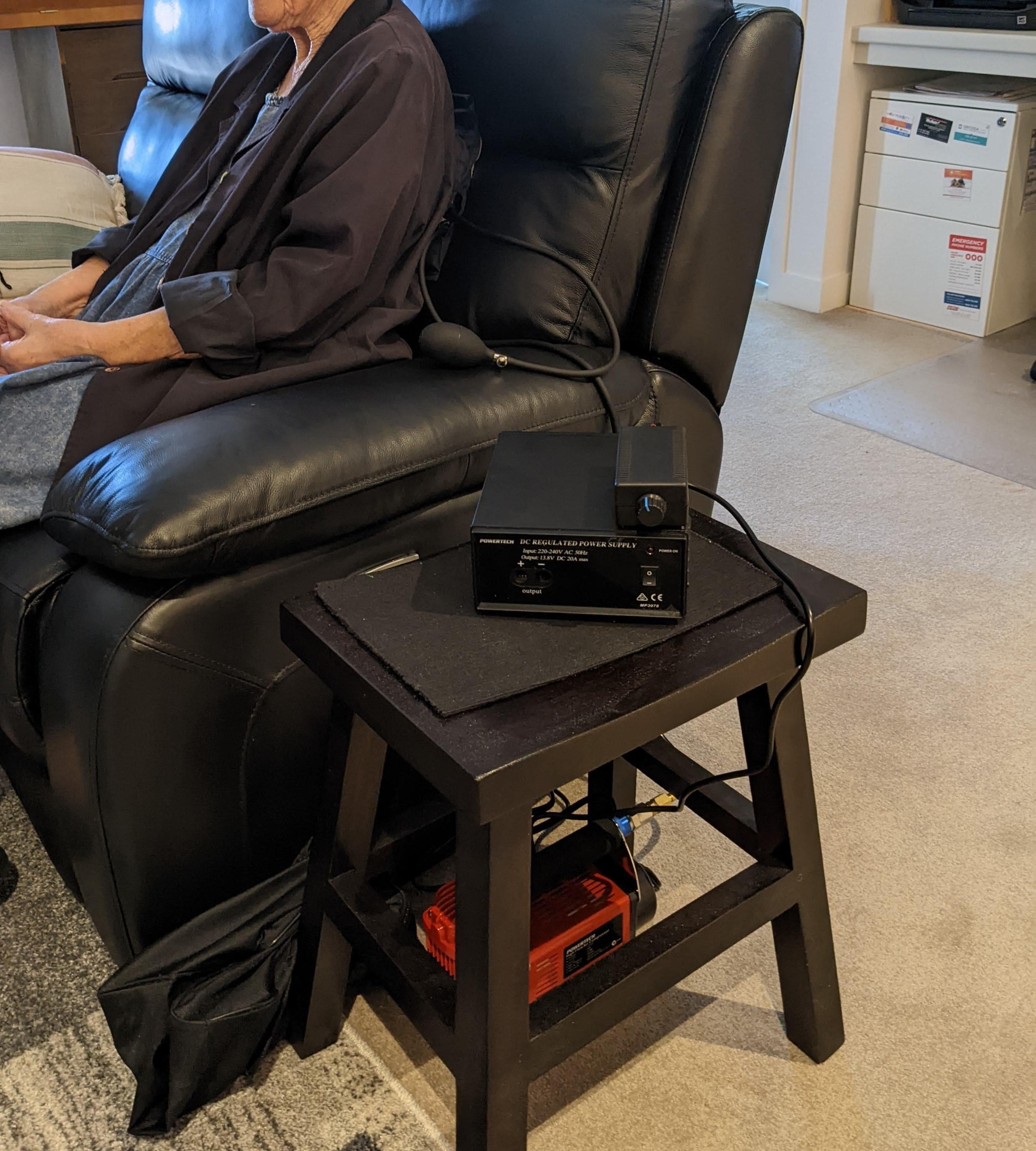 Percussive Cushion Massage Machine