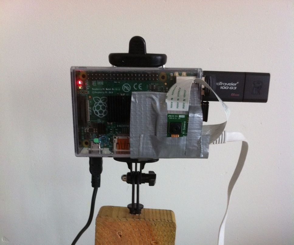 Timelaps a Dinosaur Egg With Raspberry Pi!