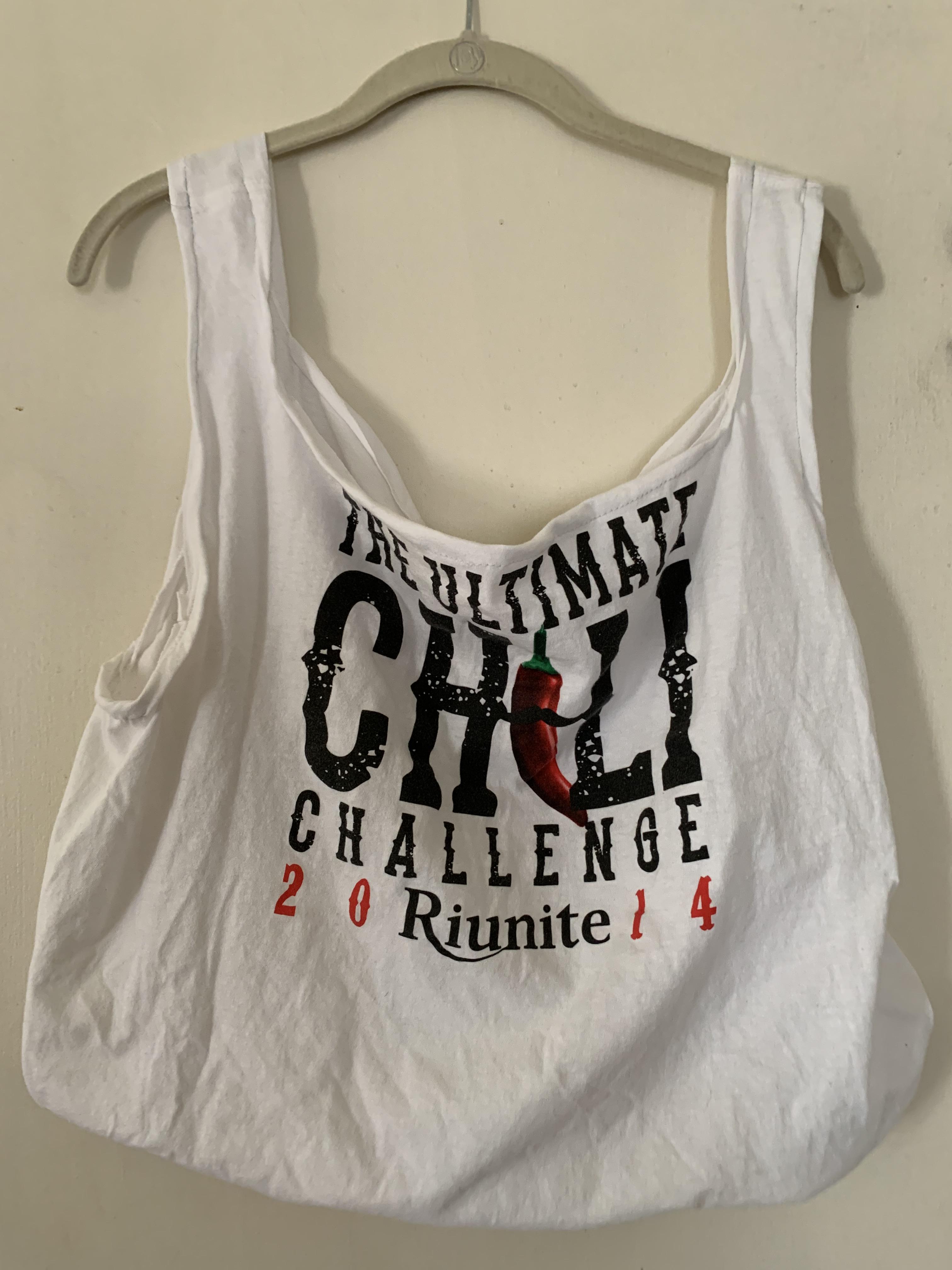 Old shirts become shopping bags!