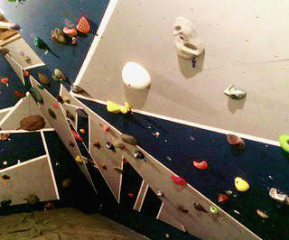 Home Bouldering Wall (Woody)